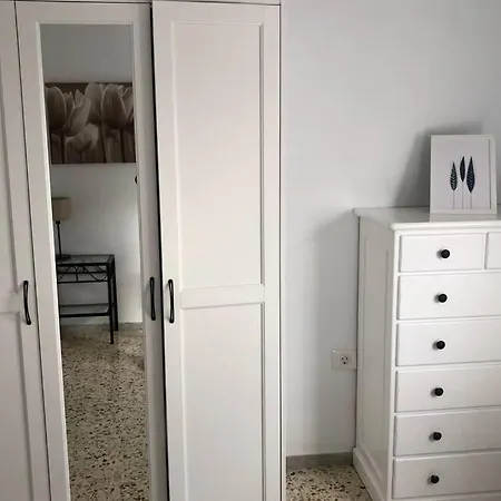 Daire New! Balcony, Wifi Fibra, Easy Parking Free La Laguna (Tenerife)